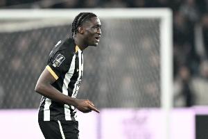 记者：水晶宫400万欧租借+1200万欧买断报价谢里夫，遭到昂热拒绝