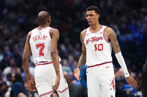 媒体人：完全不防与进攻赤贫其实是一体两面 毕竟结果都是输球