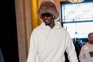 灰熊众将抵达伦敦！1月19日将和魔术再战伦敦赛！