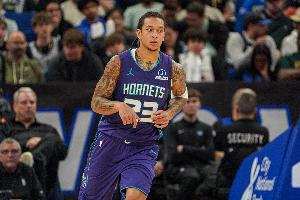 美记：黄蜂愿意送走特雷·曼恩 他去年刚签3年2400万美元合同