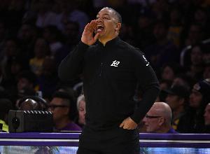 目前已达到12胜2负！你认为快船能完成卢的35胜20负目标吗？