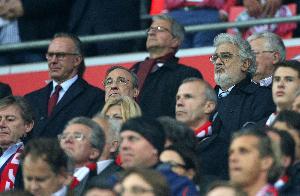 每体：皇马球迷认为罪魁祸首并非阿隆索，而是弗洛伦蒂诺独断专行