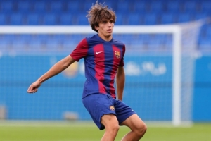 斯基拉：巴萨中卫昆卡越来越接近加盟科莫，巴萨希望获得回购权