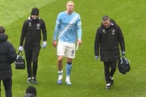 这……曼联球迷高歌“哈兰德，你爸还好吗？”哈兰德听后脸色阴沉