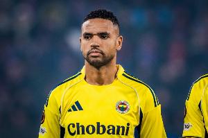 莫雷托:恩内斯里被推荐给维拉 拉齐奥门将曼达斯同意去伯恩茅斯