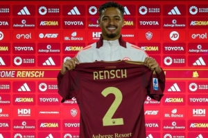 伦施：马伦是顶级球员能成为取胜的关键，我很高兴在生日当天助攻