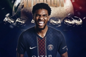 巴黎圣日耳曼官方晒海报，祝贺姆巴耶随塞内加尔问鼎非洲杯