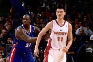 奥尼尔回忆第一次对位姚明：前两次都吃瘪 第三次才成功