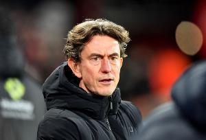 跟队：尽管弗兰克声称球队正在稳步进步，但旁人看来根本无从察觉