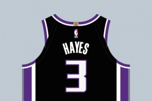 球衣记者:基利安·海斯在国王穿3号球衣!此前在活塞/篮网穿7号